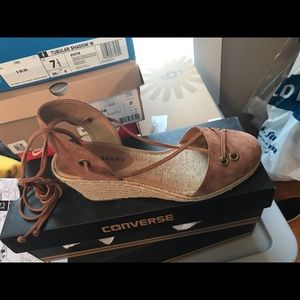 Lucky brand wedges